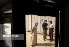 واکسیناسیون سیار کرونا در حاشیه‌های شهر اهواز