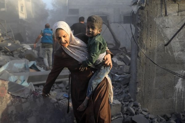 غزه زیر بمباران؛ شمار شهدا به ۲۶۹۰۰ تن رسید