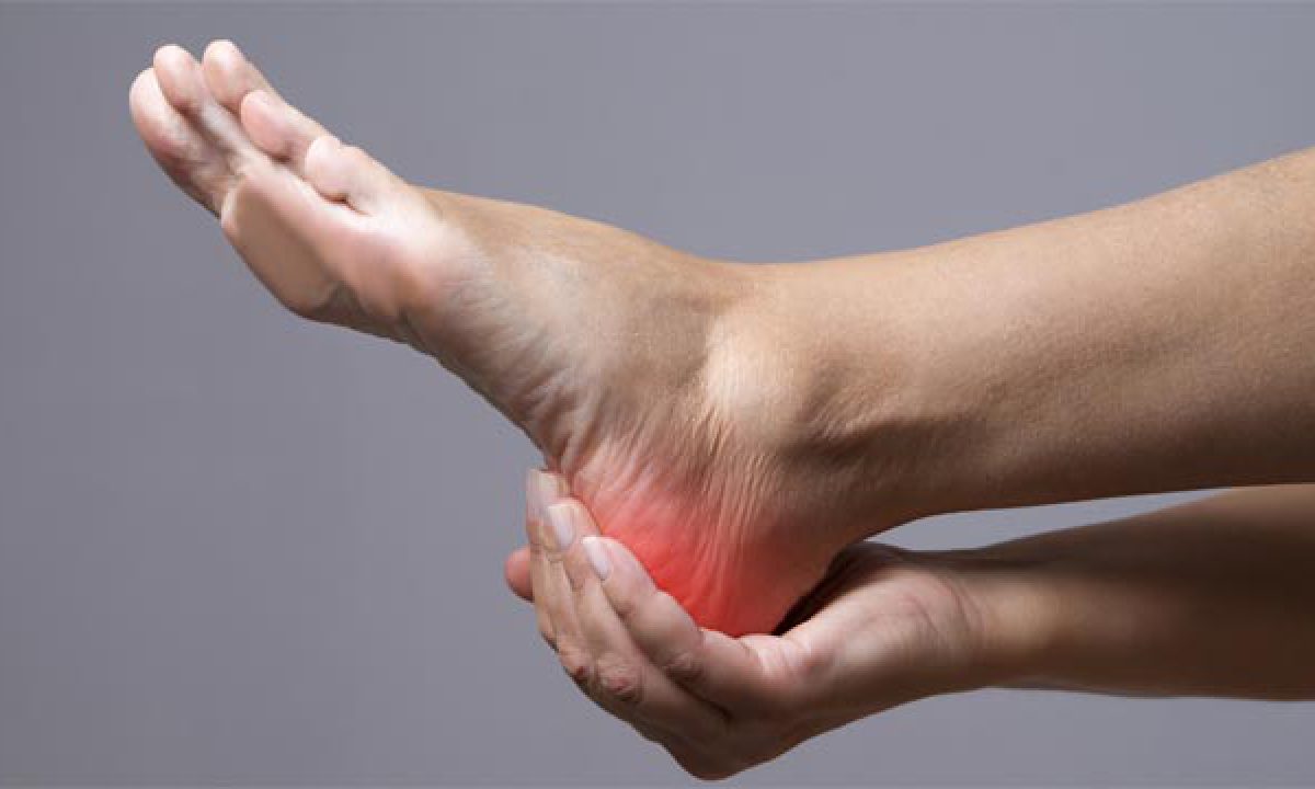 What is the cause of heel pain? | Introducing its treatment methods