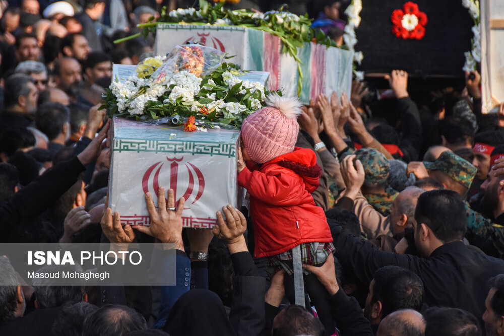 پیکر مطهر ۲ شهید گمنام در قزوین تشییع شد