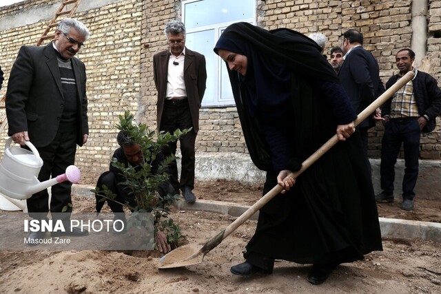 انسان عامل ۶۰ درصد پدیده بیابانزایی امروز یزد