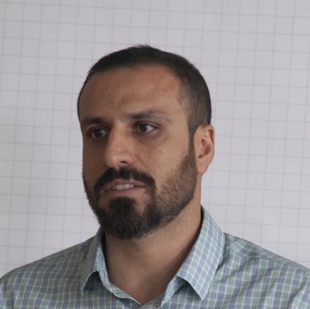 نویسنده کتاب داغ ننگ گافمن : مسعود کیانپور